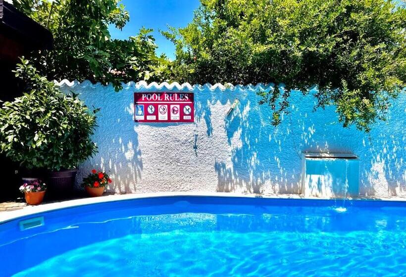 مُتل & Spa Villa Luxe