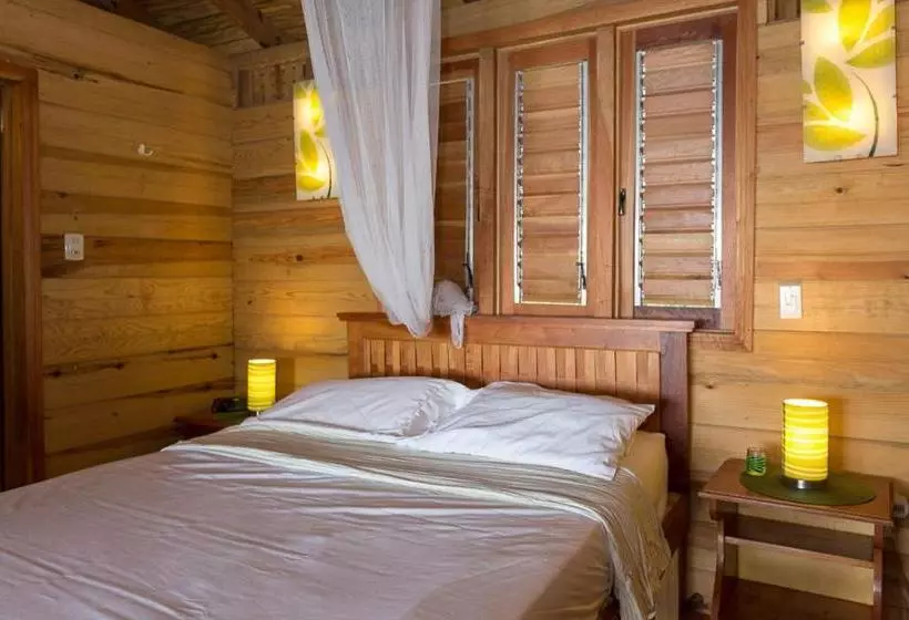 Seascape On Heavenly Bay