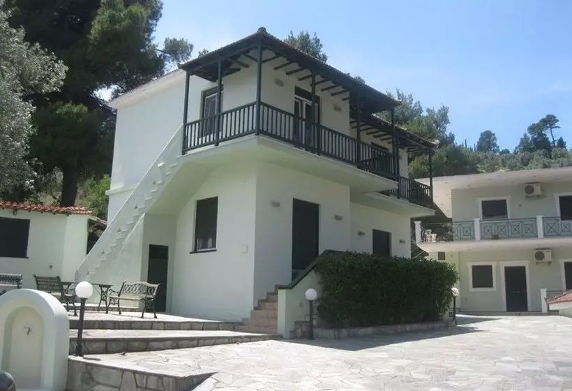 Studio Pefkos