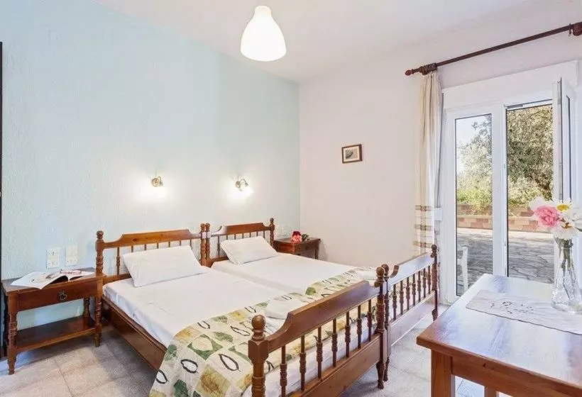 Studio Pefkos