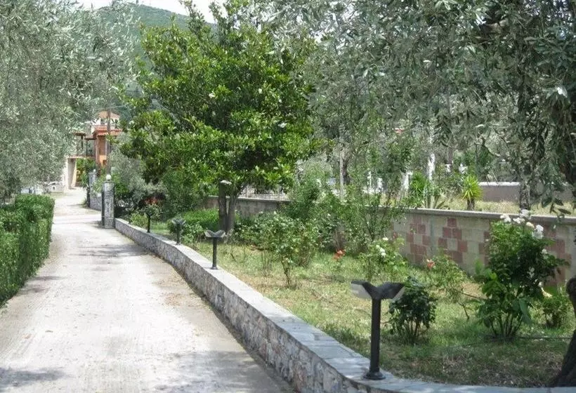 Studio Pefkos