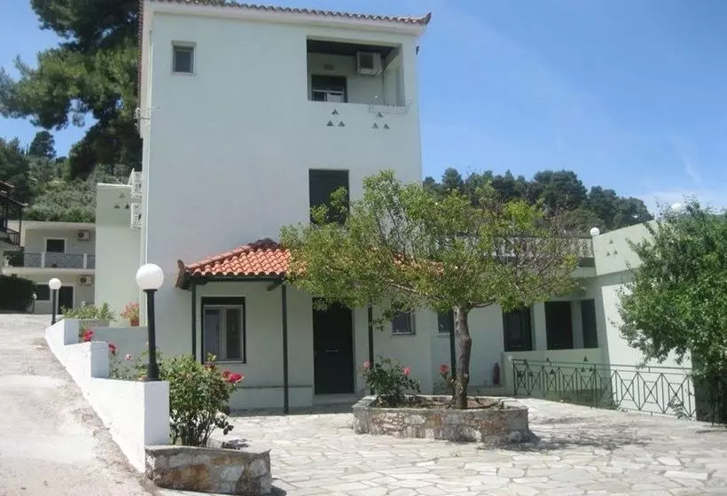 Studio Pefkos