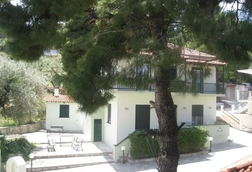 Studio Pefkos