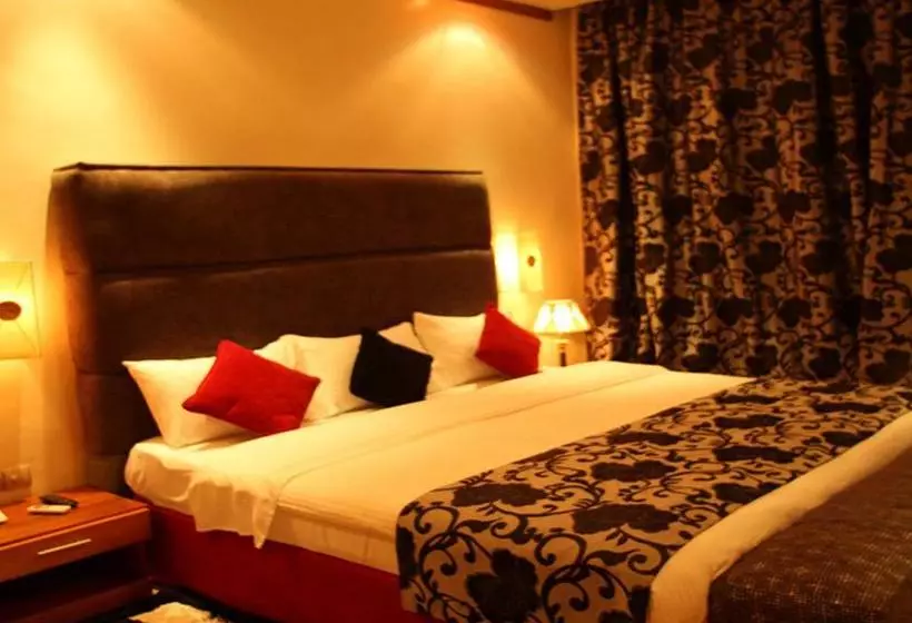 هتل Victoria Blue S & Apartments