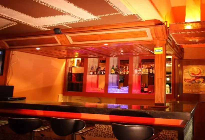 هتل Victoria Blue S & Apartments