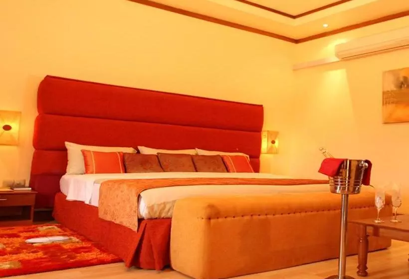 هتل Victoria Blue S & Apartments