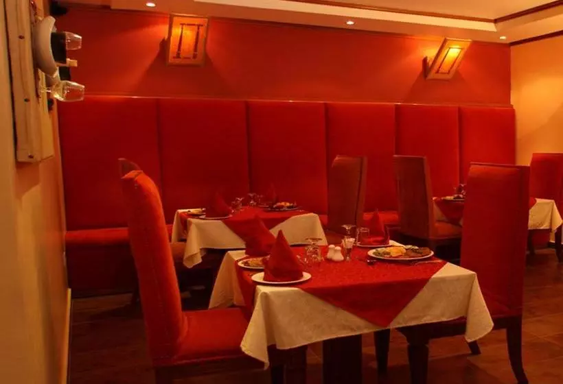 هتل Victoria Blue S & Apartments