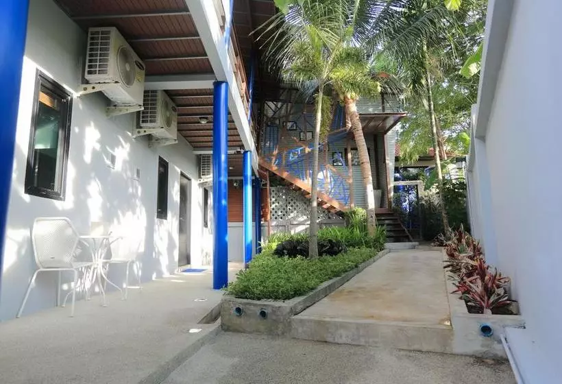 Baan Rawee Apartments