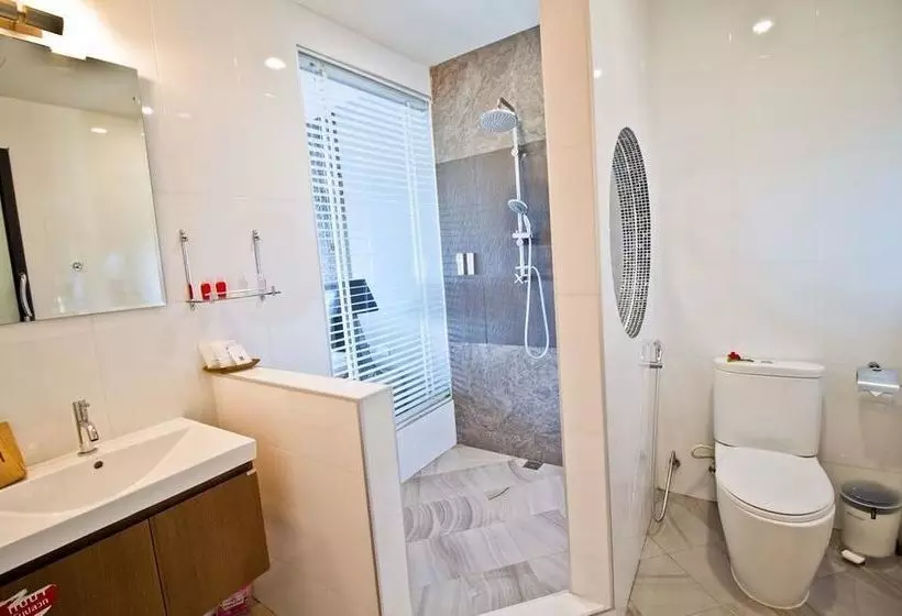 Baan Rawee Apartments
