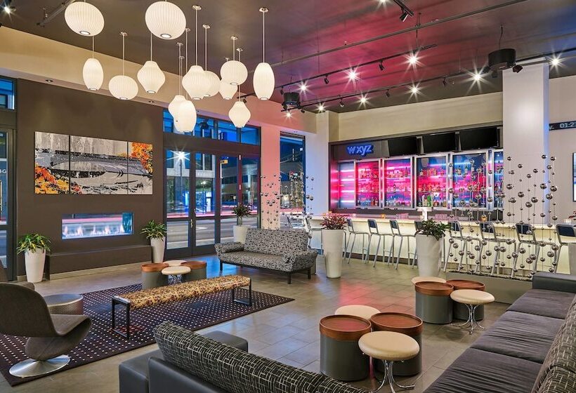 فندق Aloft South Bend