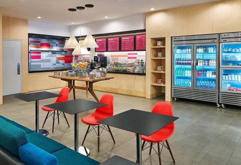 فندق Aloft South Bend