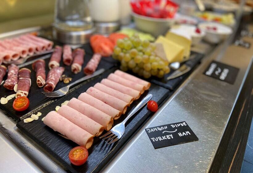 فندق Best Western Hôtel Journel Saint Laurent Du Var