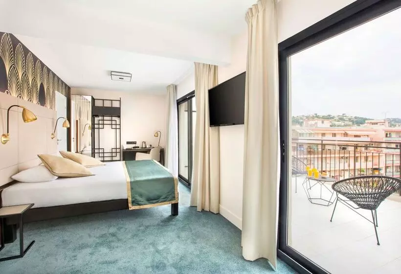 Hotelli Best Western Hôtel Journel Saint Laurent Du Var