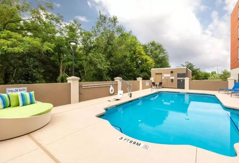 ホテル Holiday Inn Express & Suites Greenville S   Piedmont, An Ihg