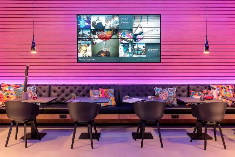 Hotel Moxy Munich Messe
