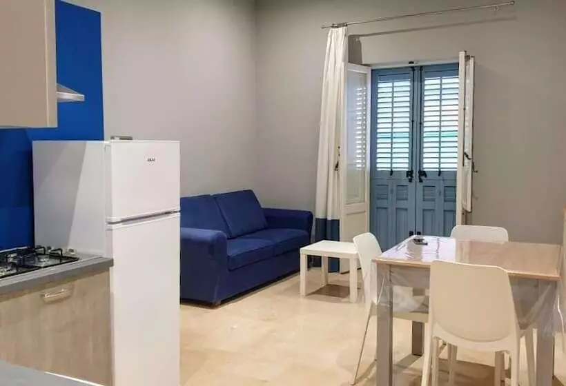 Zibibbo Suites &s   Aparthotel In Centro Storico A Trapani