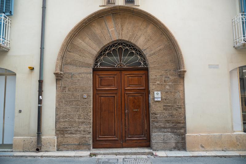 Zibibbo Suites &s Aparthotel In Centro Storico A Trapani