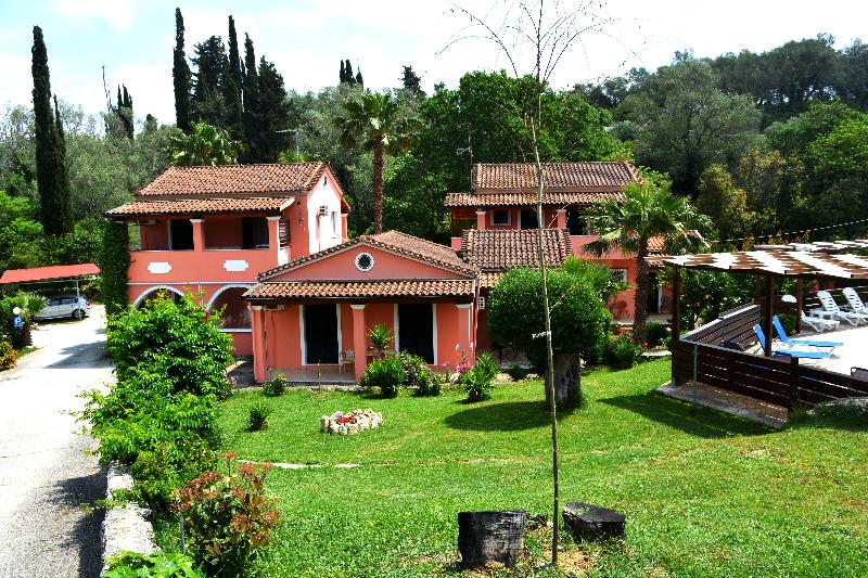 호텔 Apartments Despina