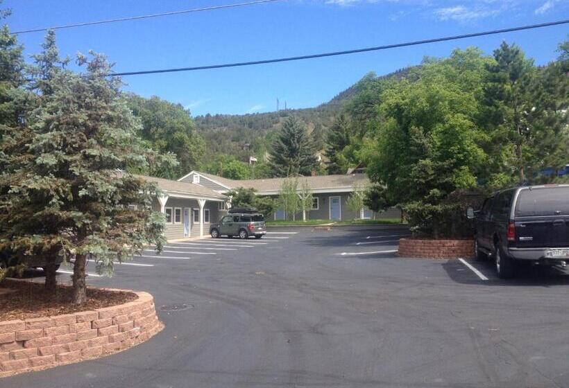 Отель Basalt Mountain Inn