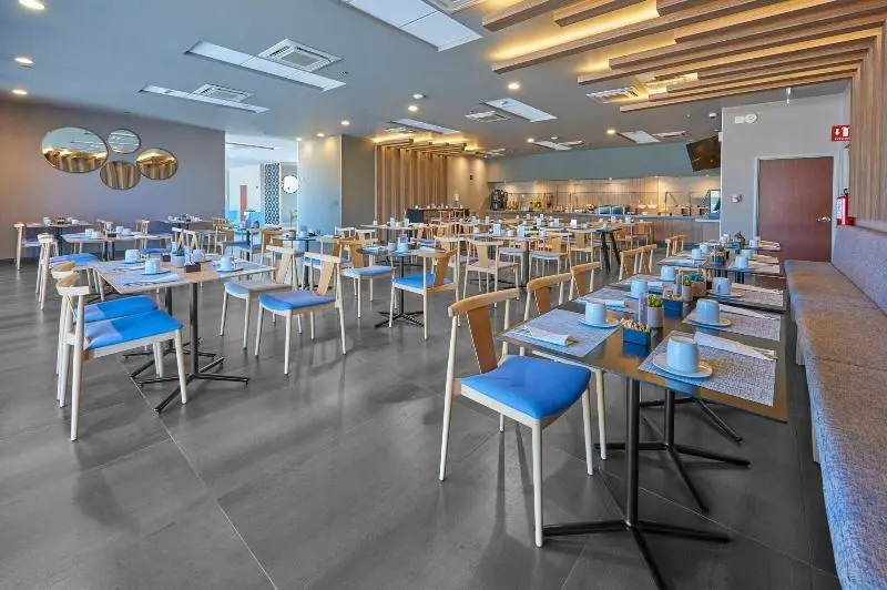 ホテル City Express Plus By Marriott Ciudad De México Mundo E