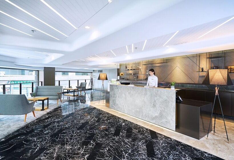 هتل Ease Tsuen Wan