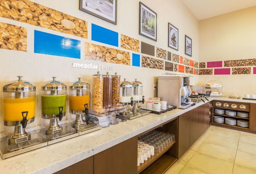 酒店 Hampton Inn By Hilton Tijuana