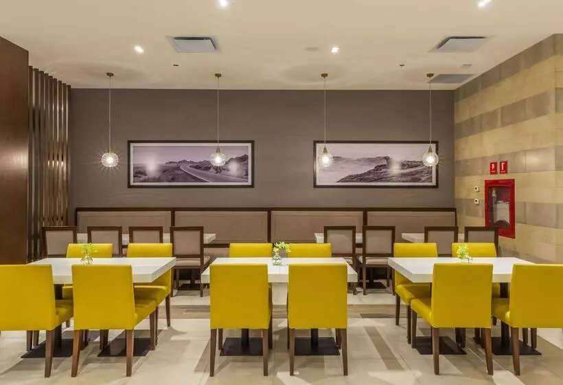 ホテル Hampton Inn By Hilton Tijuana