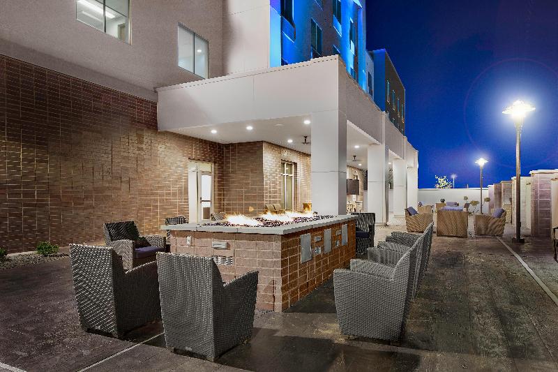 Hotelli Holiday Inn Express & Suites Lubbock Central Univ Area, An Ihg