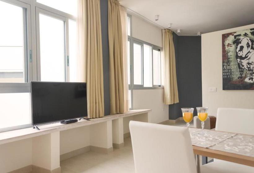 Hotel Living4Malaga Suites Superior