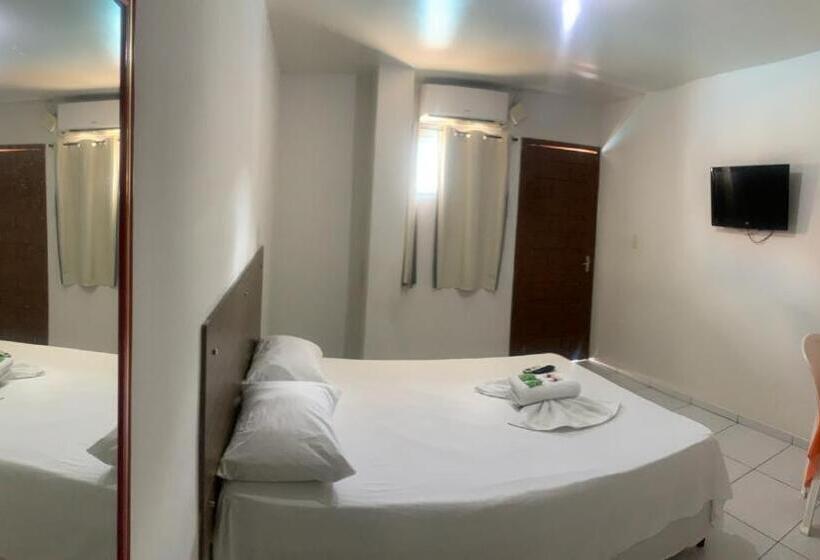 בית מלון כפרי Pousada Granville