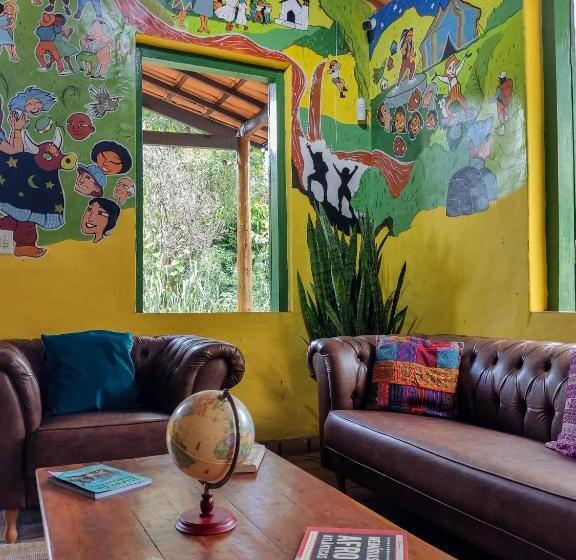 호텔 Pousada E Hostel Pé No Mato