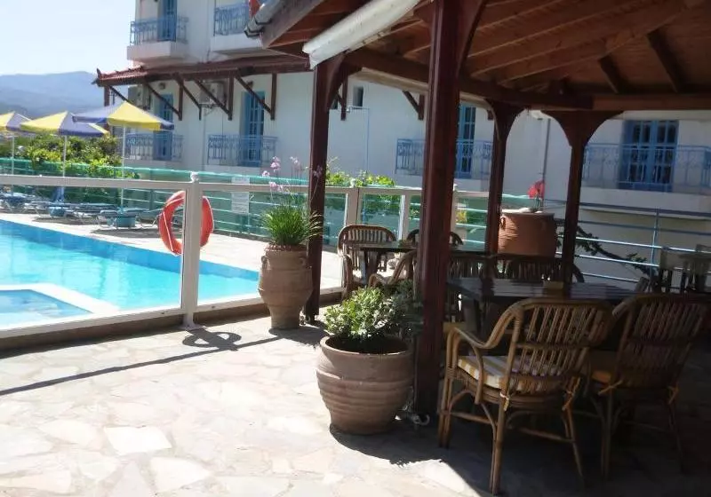 Hotelli Stavros Apartments