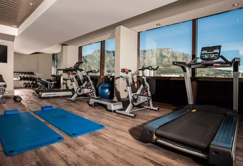 Hotelli Sunsquare Cape Town City Bowl