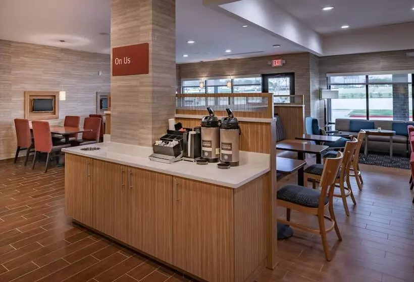 Hotelli Towneplace Suites By Marriott Dallas Mesquite