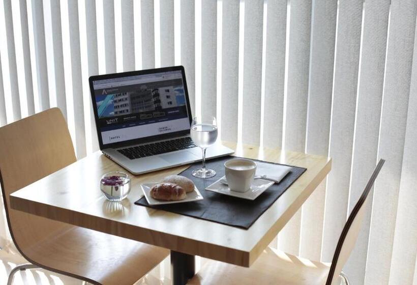 هتل Unit Santa Rosa