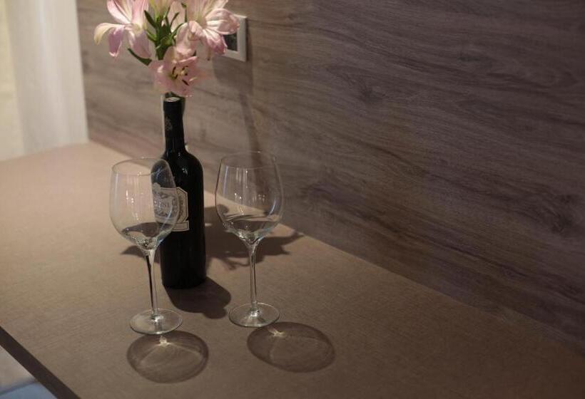 هتل Unit Santa Rosa