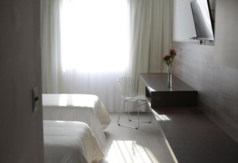 هتل Unit Santa Rosa