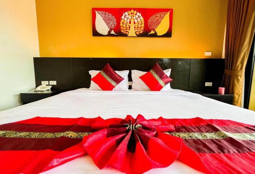 אתר נופש Naiyang Beach Hotel Sha Plus