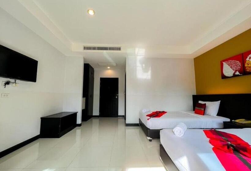 אתר נופש Naiyang Beach Hotel Sha Plus