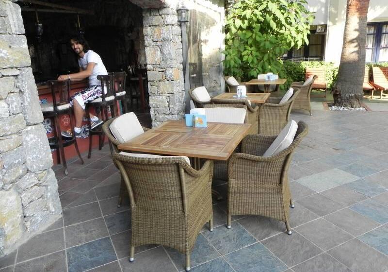 Sunblue Apart Hotel Içmeler