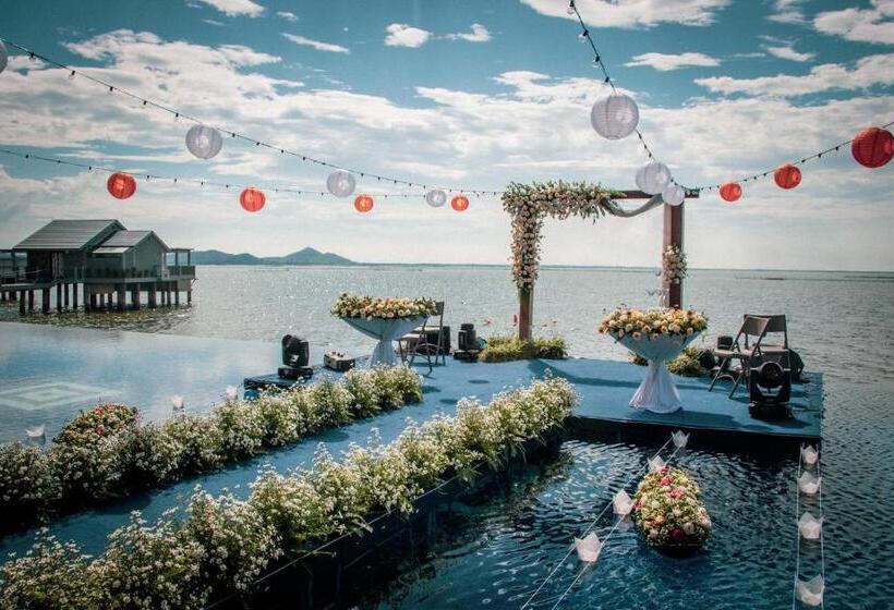 Vedana Lagoon Resort & Spa