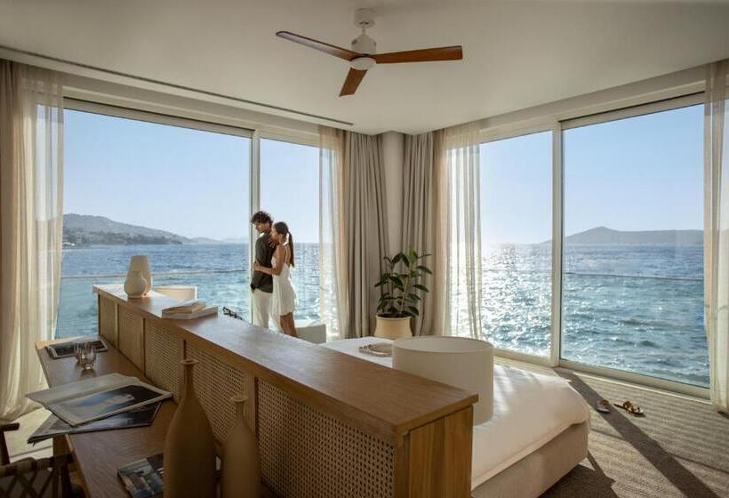 Yalikavak Marina Hotel By Social Living Collection