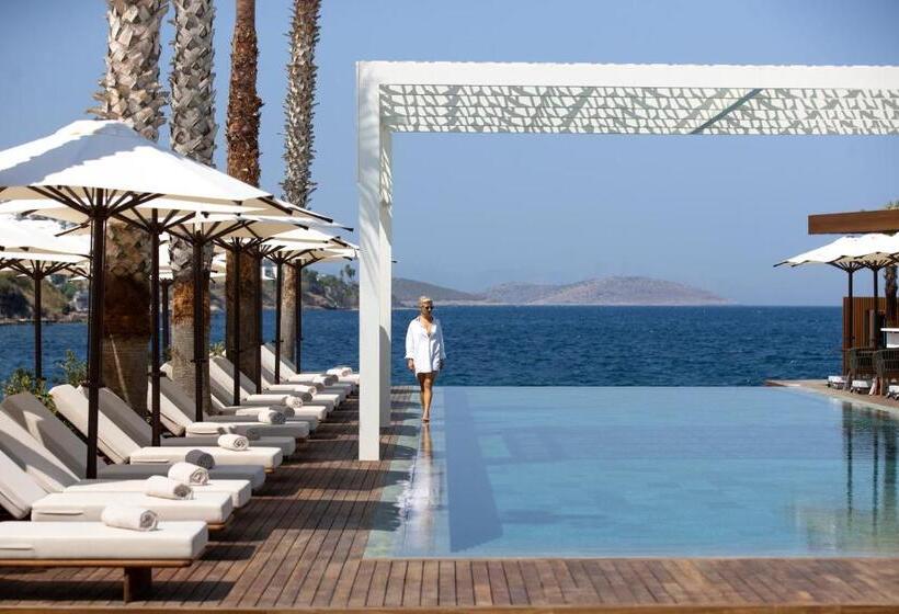 Yalikavak Marina Hotel By Social Living Collection