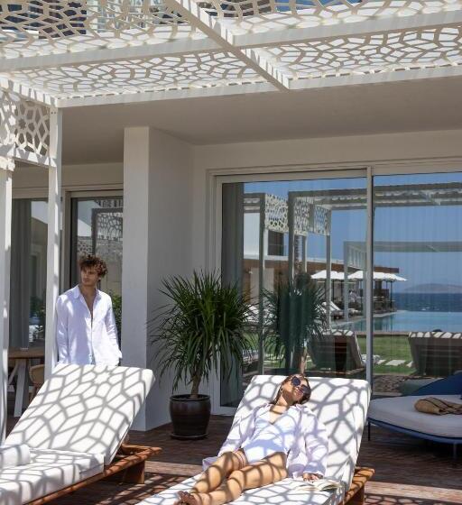 Yalikavak Marina Hotel By Social Living Collection