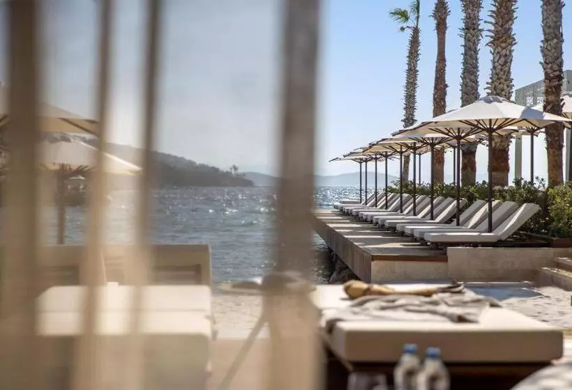 Yalikavak Marina Hotel By Social Living Collection