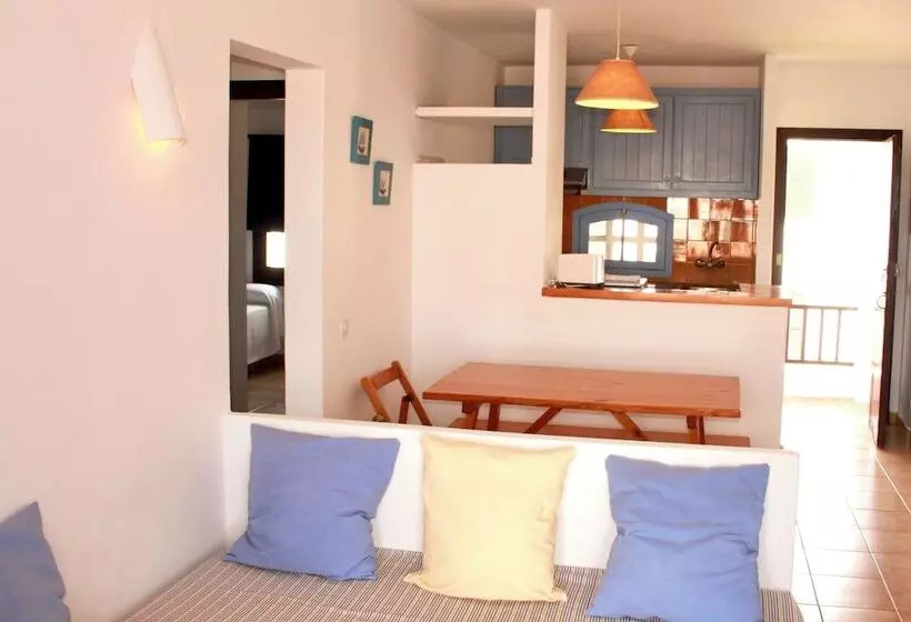 Apartamentos Posidonia