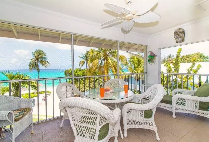 Aqua Bay Club Condos