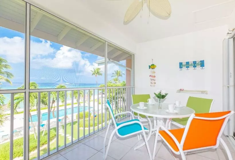 Aqua Bay Club Condos