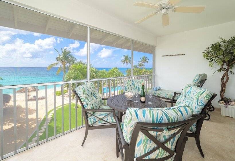 Aqua Bay Club Condos