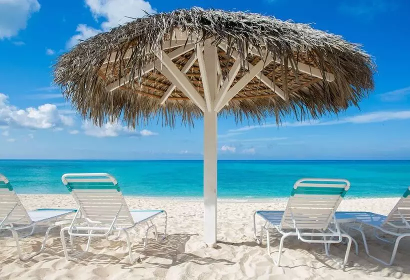 Aqua Bay Club Condos